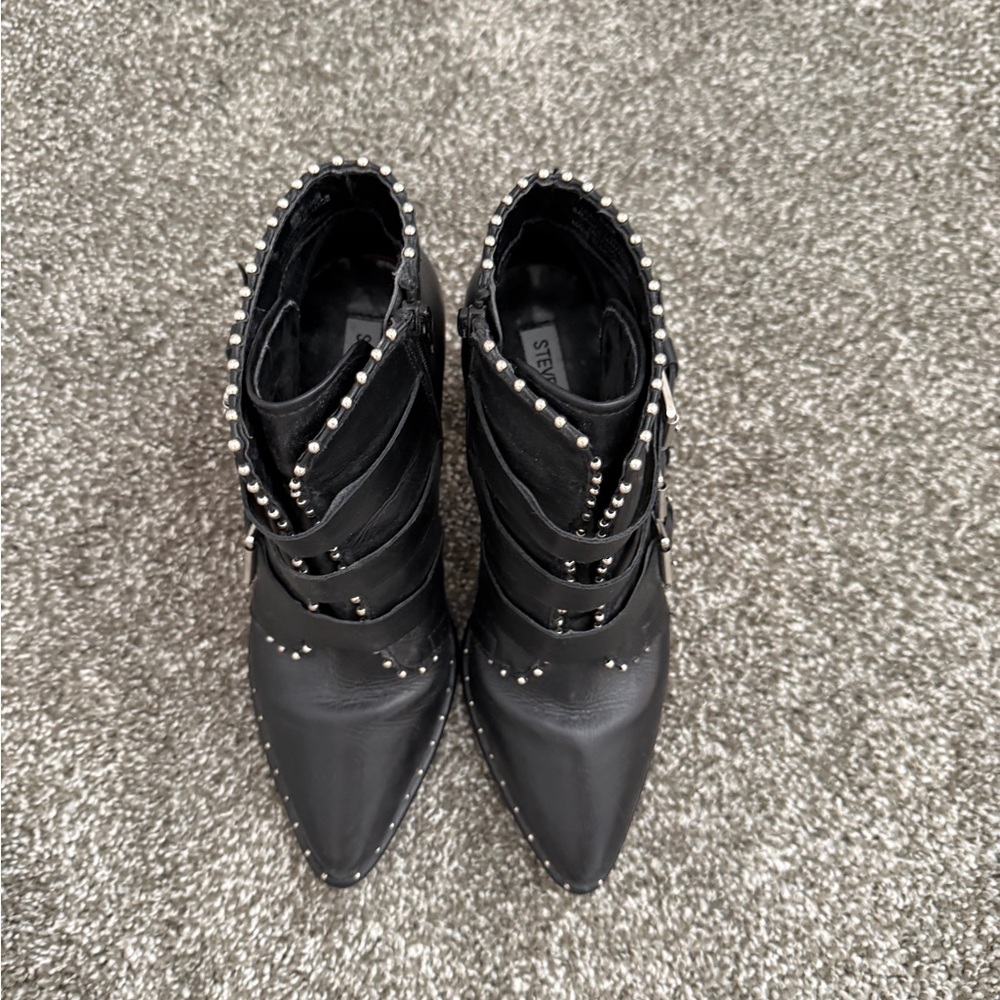 Steve Madden Humble Black Studded Buckle Ankle Boots for Women - Picture 7 of 7